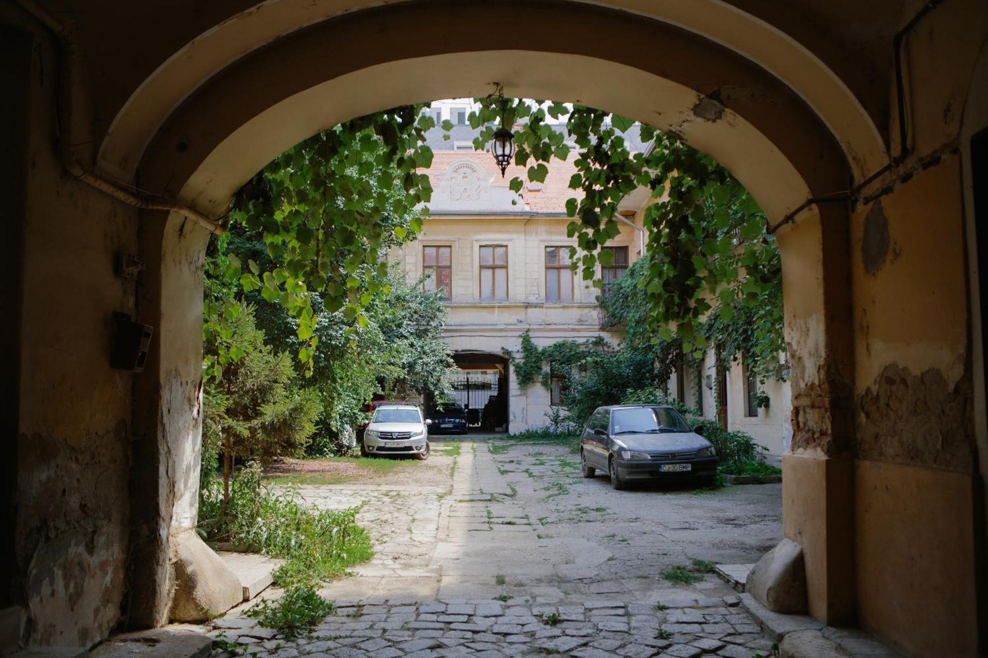 Contessa Apartment Cluj Napoca Buitenkant foto