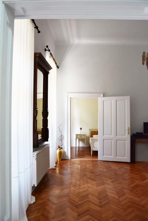 Contessa Apartment Cluj Napoca Buitenkant foto
